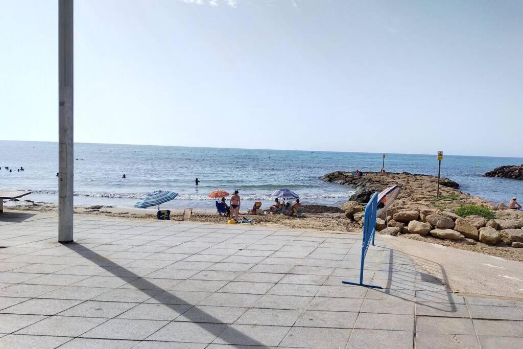 Estudio Comodo En Torrevieja Exterior foto