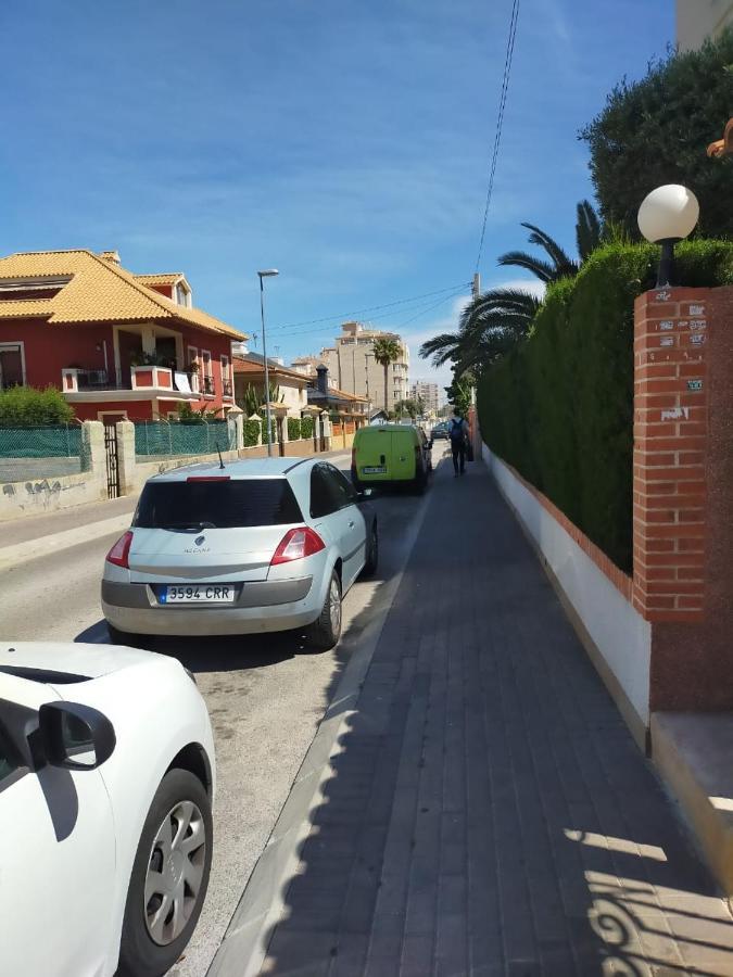 Estudio Comodo En Torrevieja Exterior foto